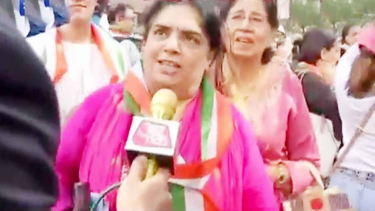 मोदी का जादू, जोश में भारतवंशी