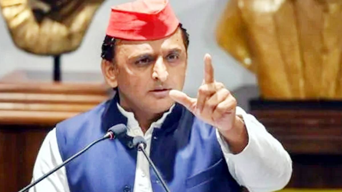 अखिलेश यादव