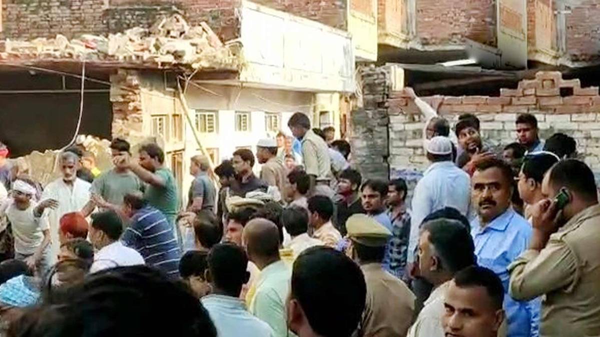 रसोईगैस सिलेंडर फटा