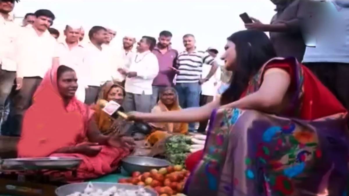 अहमदनगर पहुंची बुलेट रिपोर्टर