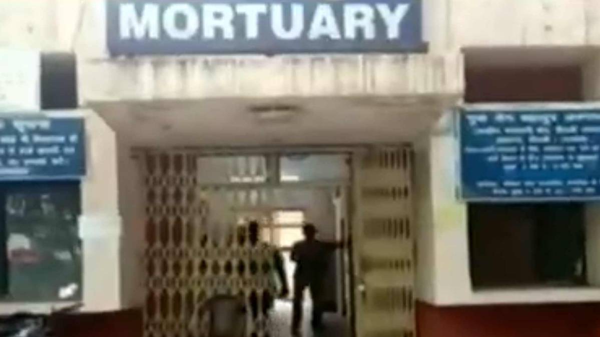 दिल्ली नॉनस्टॉप 100