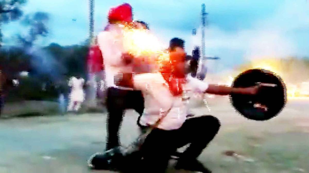 हिंगोट युद्ध की तस्वीर