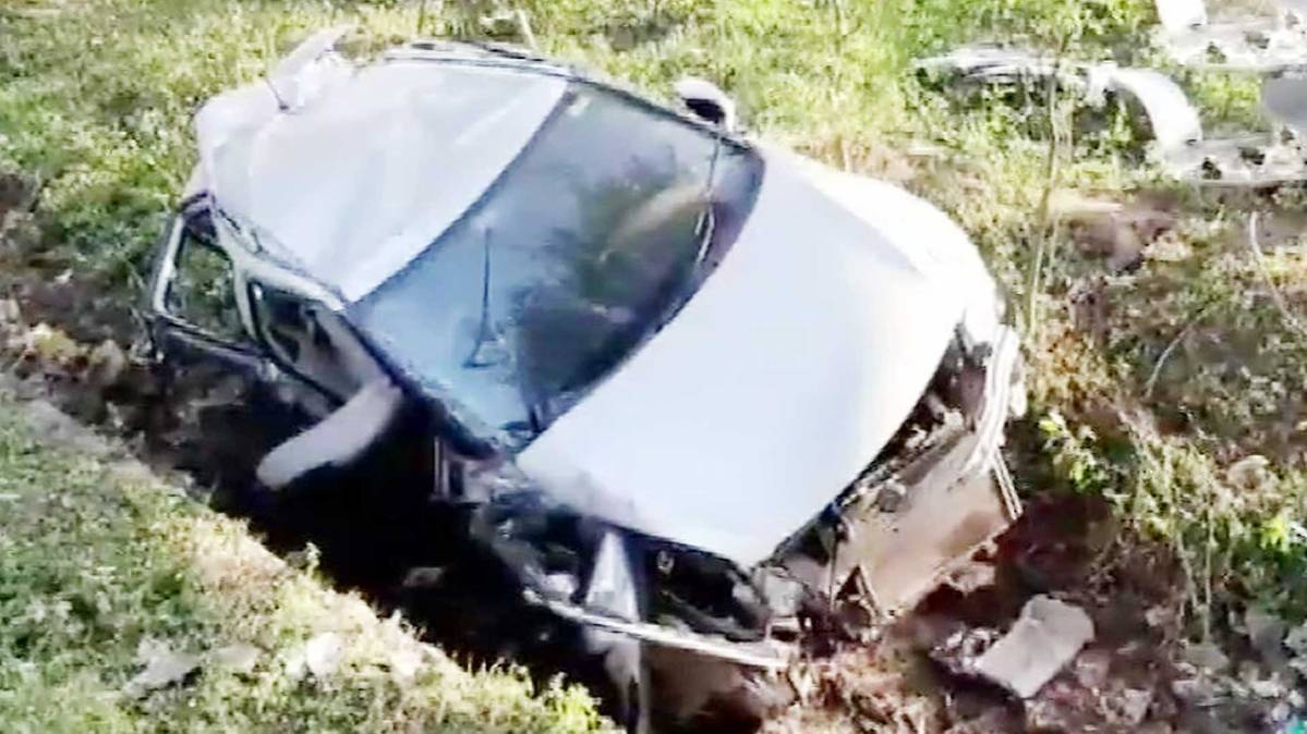 होशंगाबाद में कार हादसा (फोटो-ANI)