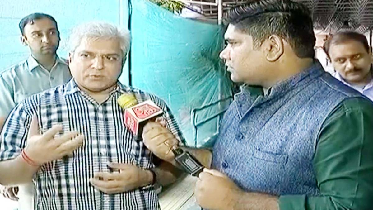 दिल्ली के परिवहन मंत्री कैलाश गहलोत