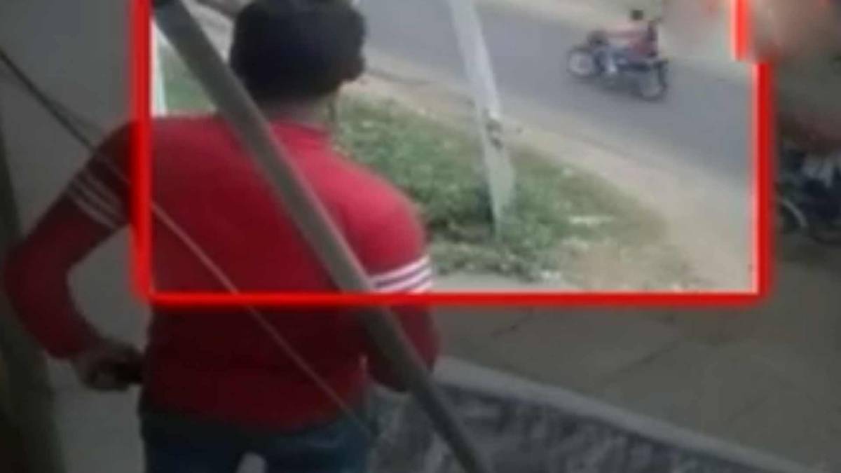 बाइक सवार दो बदमाशों ने कॉपरेटिव बैंक के मैनेजर पैसों से भरा बैग छीना