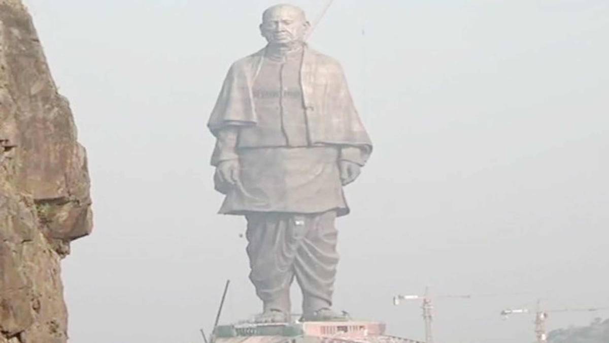 पीएम मोदी स्टेच्यू ऑफ यूनिटी में पटेल को देंगे श्रद्धांजलि