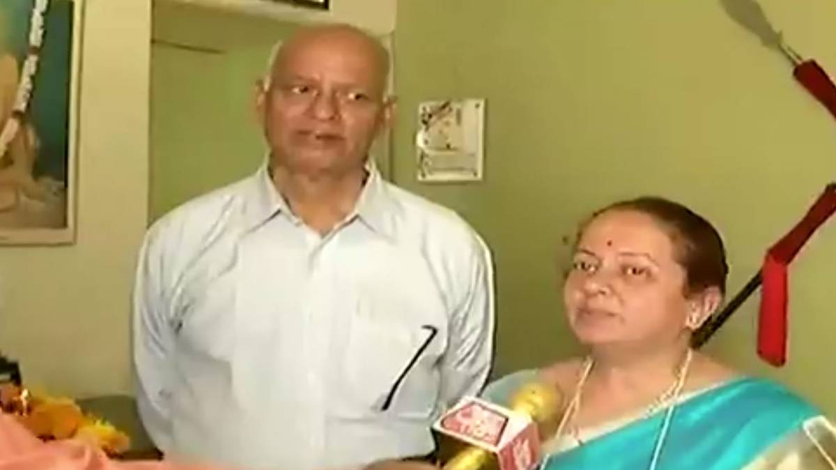 पुणे की दंपति