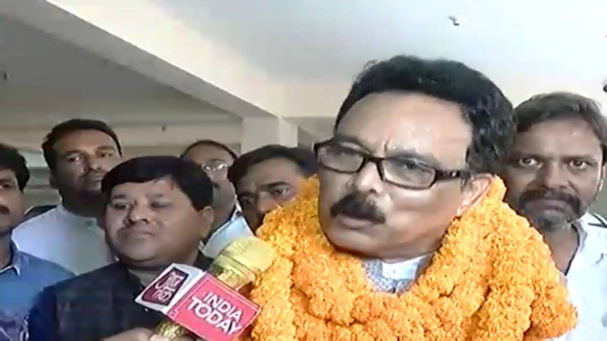 BJP में शामिल हुए सुखदेव भगत