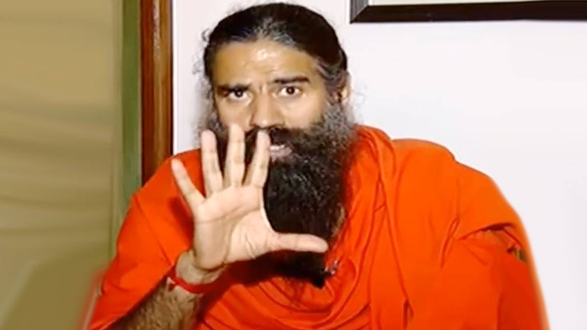 आजतक से खास बातचीत में स्वामी रामदेव