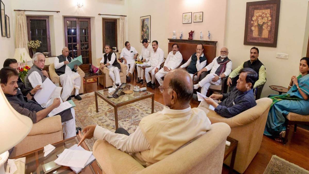 कल हो सकता है सरकार को लेकर साझा एलान (फोटो-PTI)