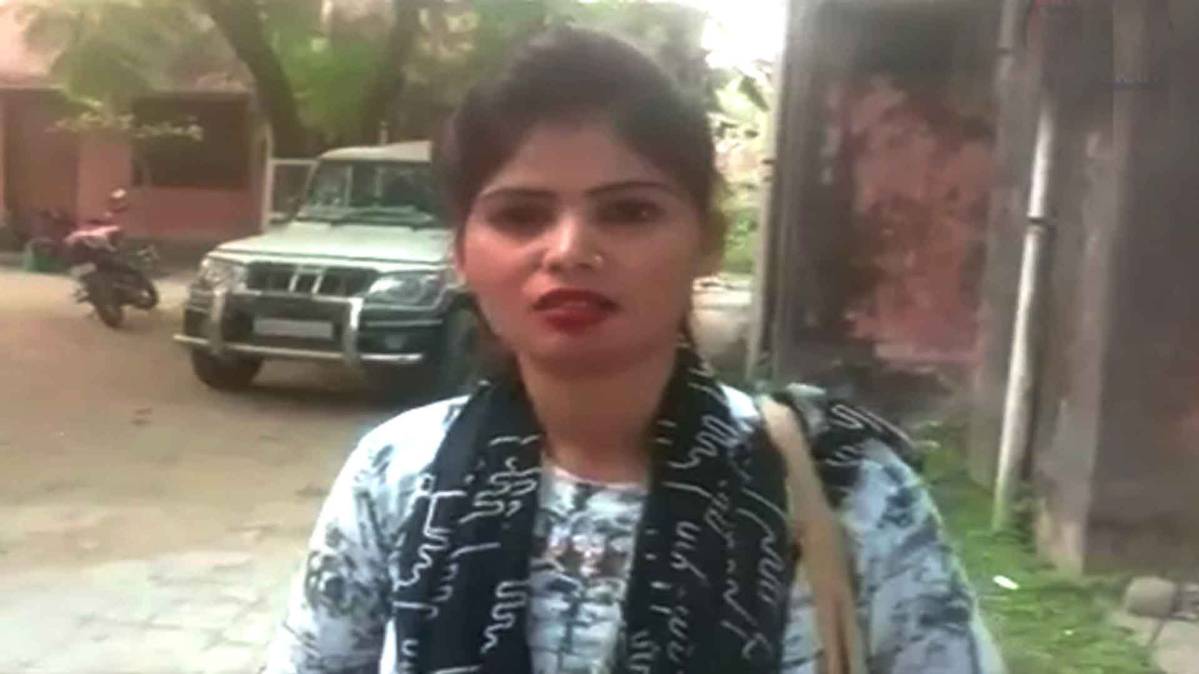 नर्स ने डॉक्टर को पीटा, वायरल हुआ VIDEO