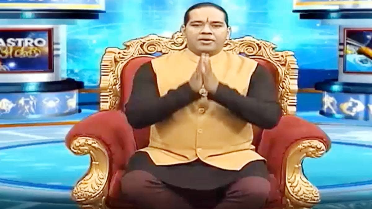 एस्ट्रो अंकल शिरोमणि सचिन के साथ