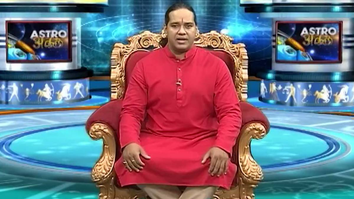 एस्ट्रो अंकल शिरोमणि सचिन के साथ