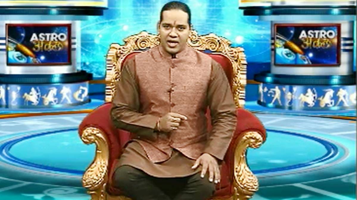 एस्ट्रो अंकल शिरोमणि सचिन के साथ