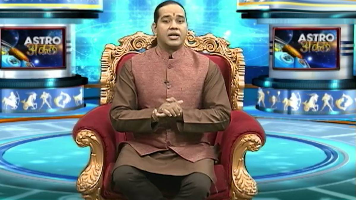 एस्ट्रो अंकल शिरोमणि सचिन के साथ