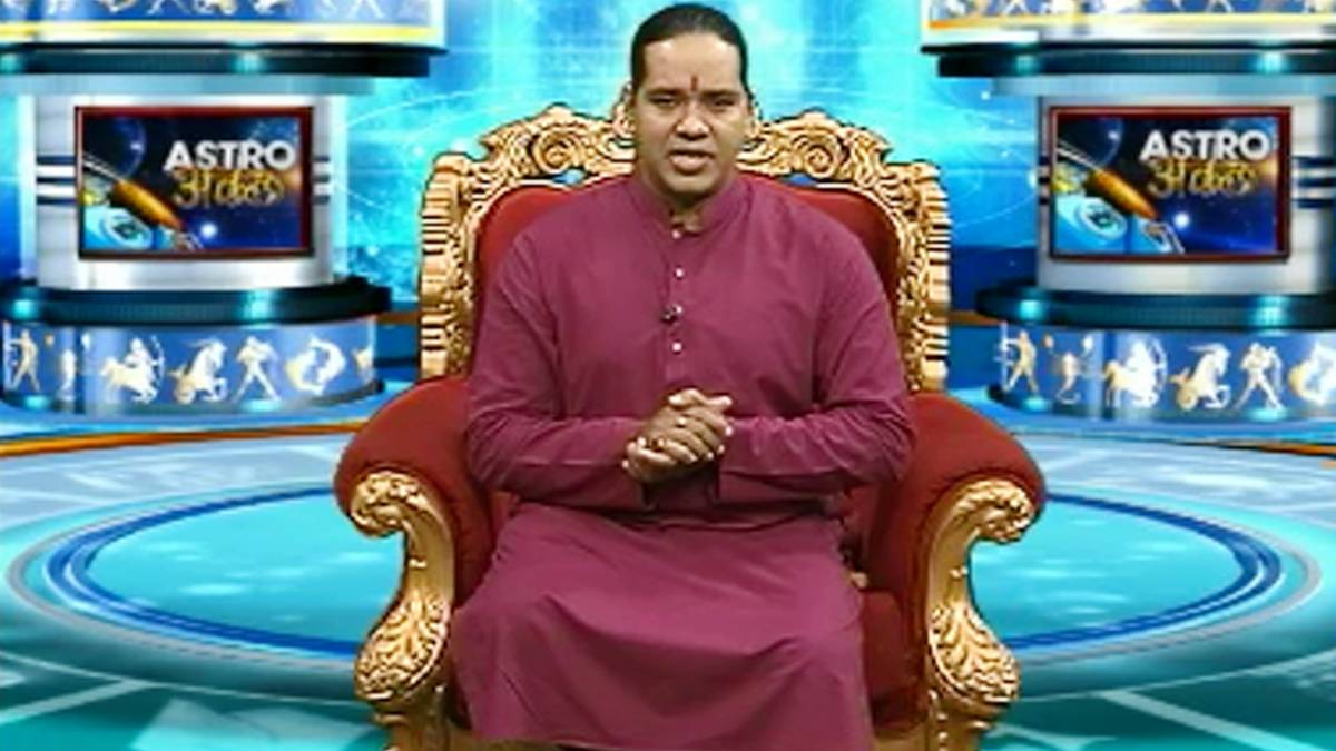 एस्ट्रो अंकल शिरोमणि सचिन के साथ