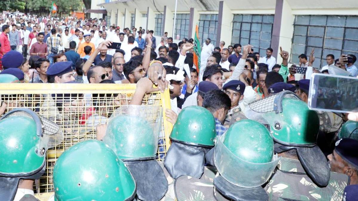 कार्यकर्ताओं का हंगामा (@BJP4MP)