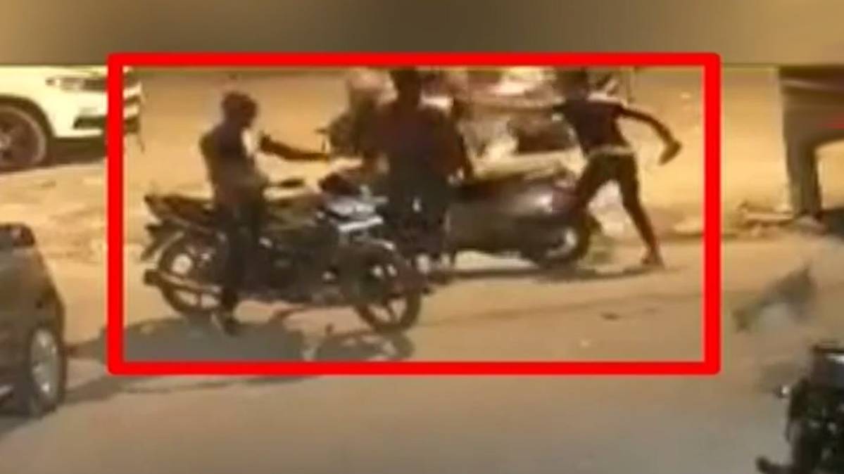 CCTV में कैद वारदात