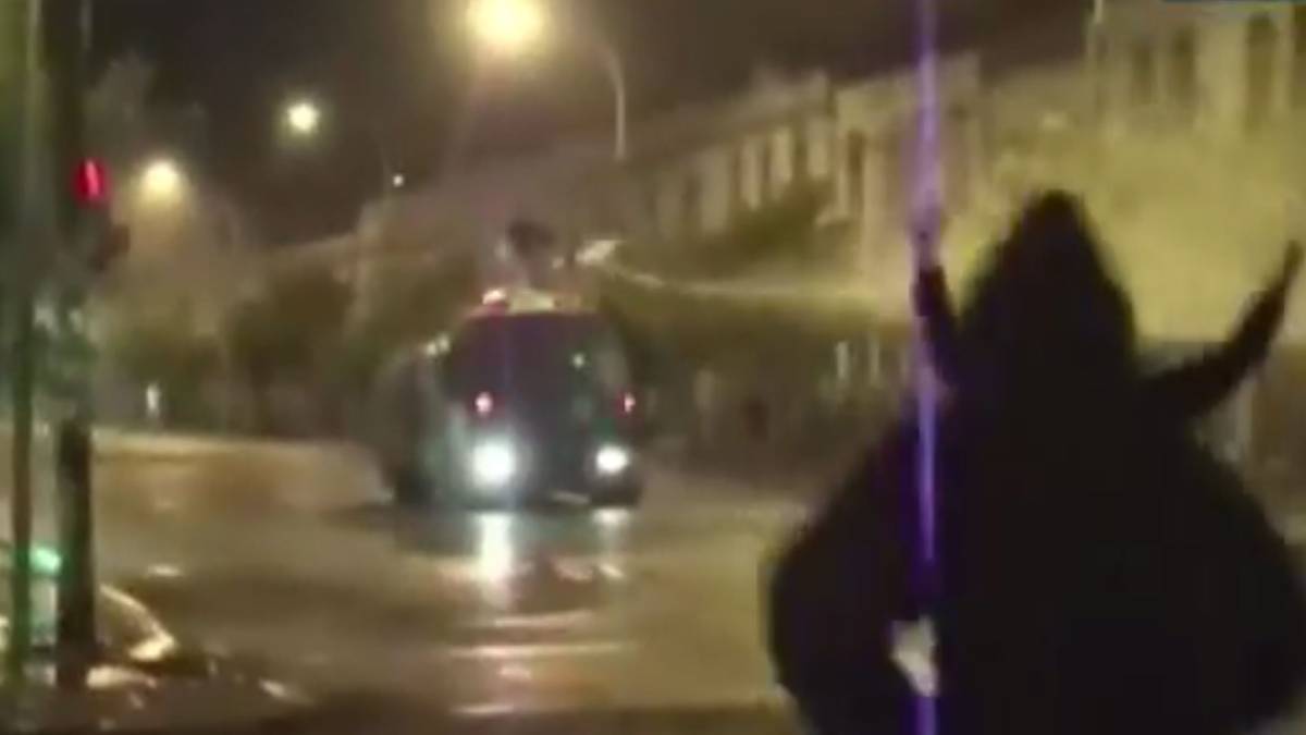 चिली के सेंटियागो प्रांत में सरकार विरोधी प्रदर्शन (फोटो टीवी ग्रैब)