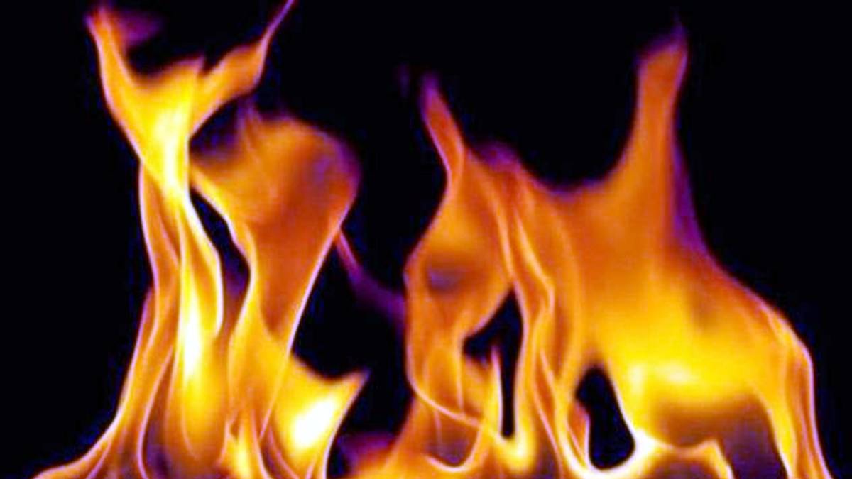 आग (प्रतीकीत्मक फोटो)
