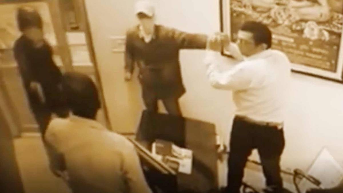 हिम्मत, हौसले से टाली लूट की वारदात (फोटो टीवी ग्रैब)