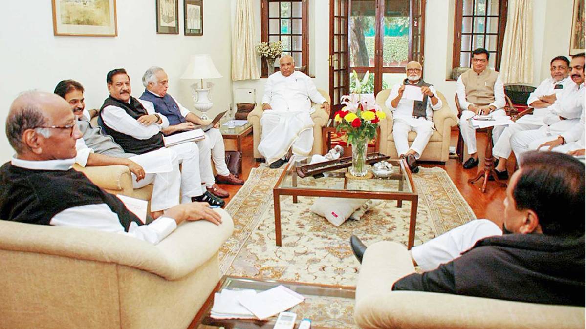 महाराष्ट्र में कांग्रेस-NCP में बनी सहमति (फोटो-PTI)