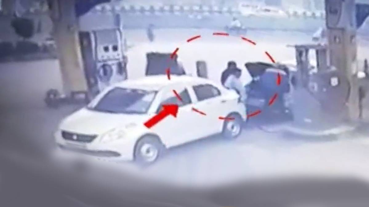 CCTV कैमरों कैद मर्डर की वारदात