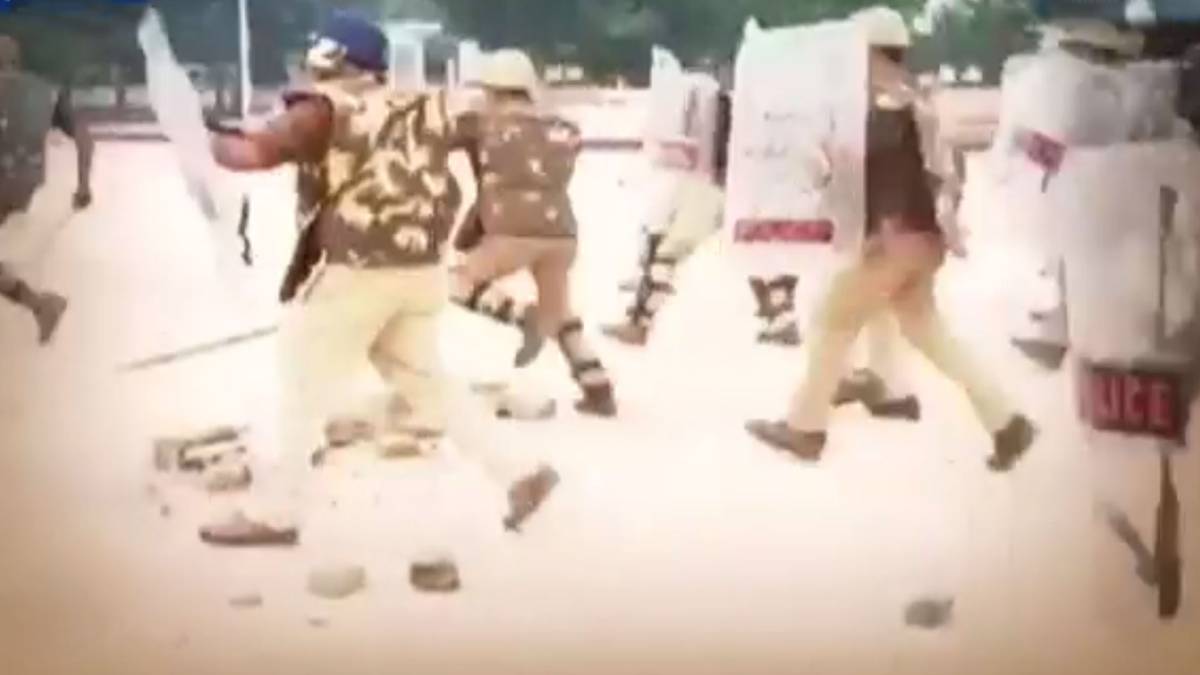 अयोध्या विवाद पर तैयारी में पुलिस प्रशासन