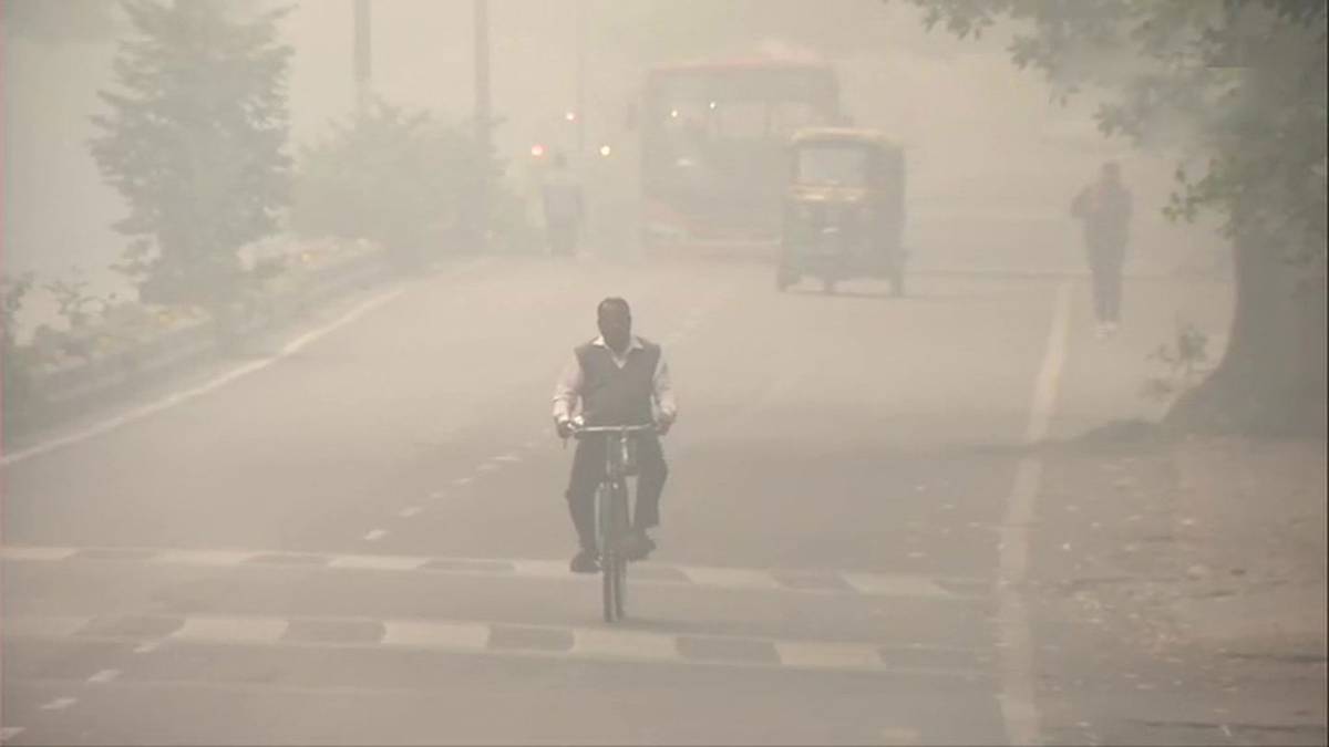 दिल्ली-NCR में प्रदूषण (फोटो-ANI)