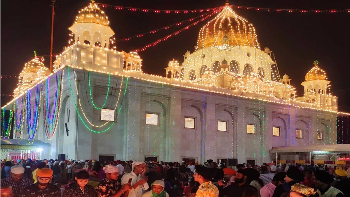 550वां प्रकाशोत्सव की तस्वीरें (Delhi Food Walks/Twitter)