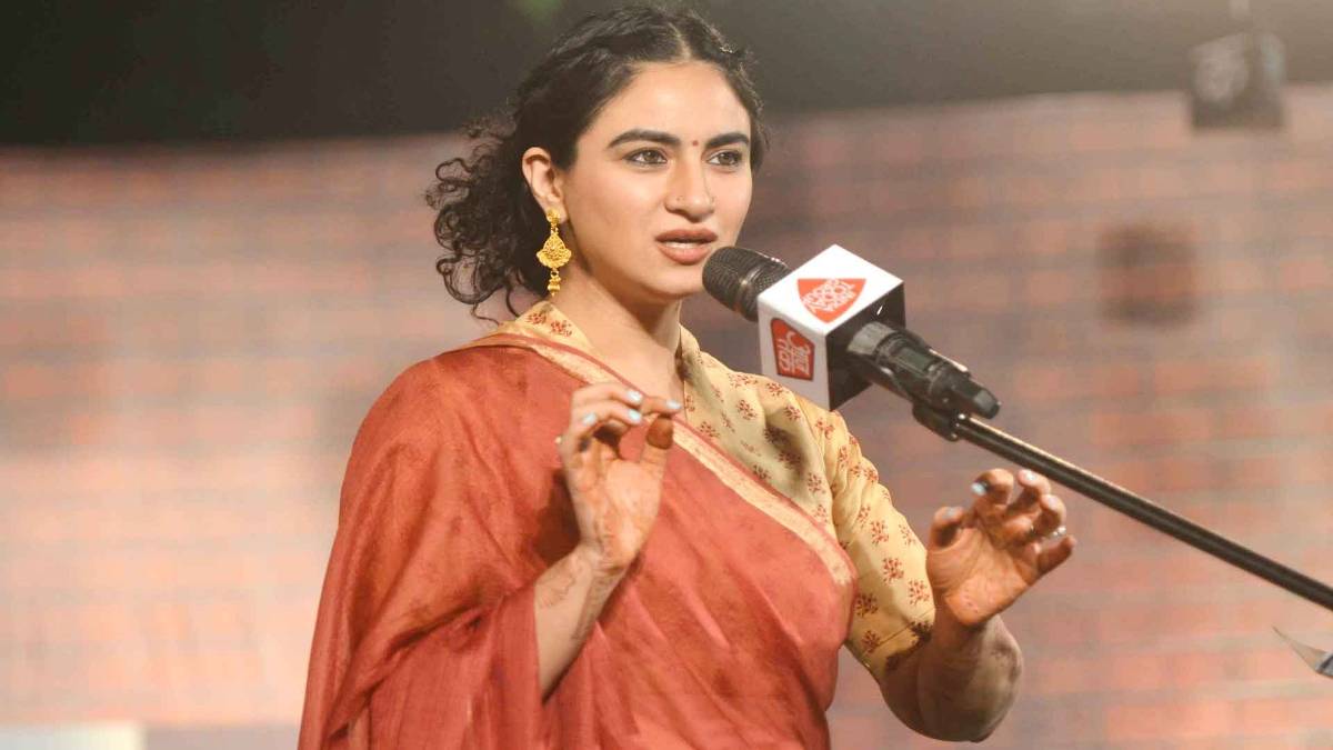 2019 साहित्य आजतक:  अभिनेत्री और कवयित्री प्रिया मलिक