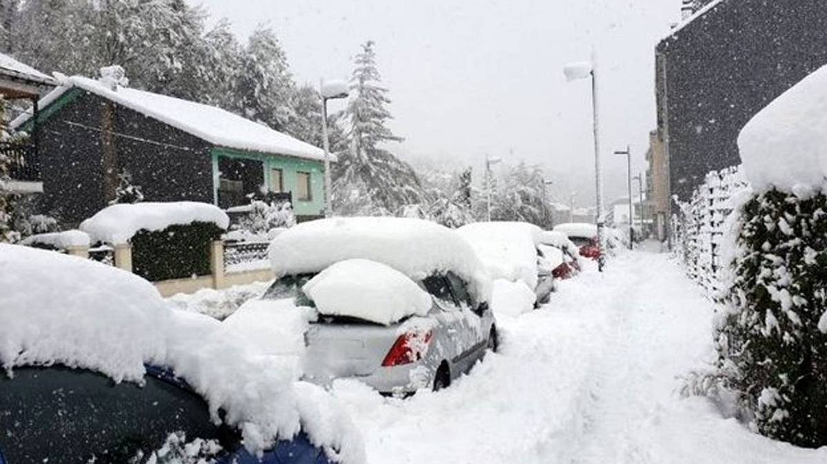 (प्रतीकात्मक फोटो)