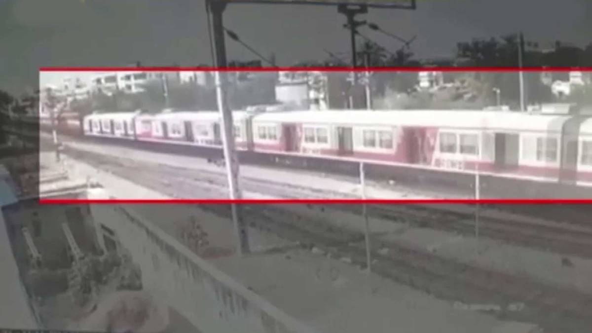 CCTV में कैद हुई घटना