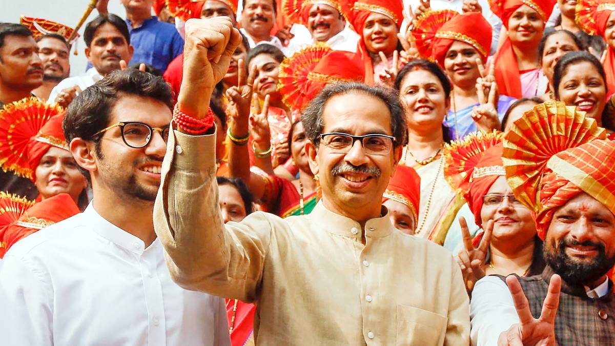 कैसी है उद्धव ठाकरे के शपथग्रहण की तैयारी? - Uddhav Thackeray to take CM oath, preparations in full swing - India AajTak