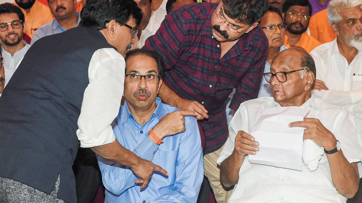 शिवसेना प्रमुख उद्धव ठाकरे(फाइल फोटो-PTI)