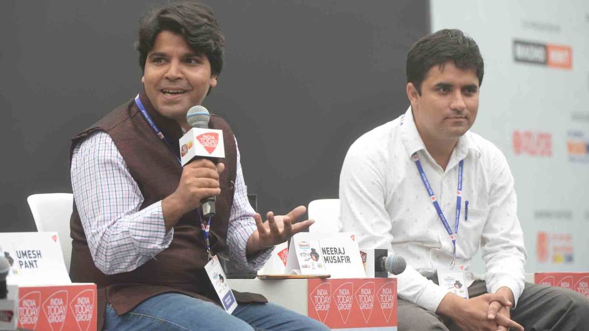 ट्रैवल ब्लॉगर नीरज मुसाफिर और लेखक उमेश पंत