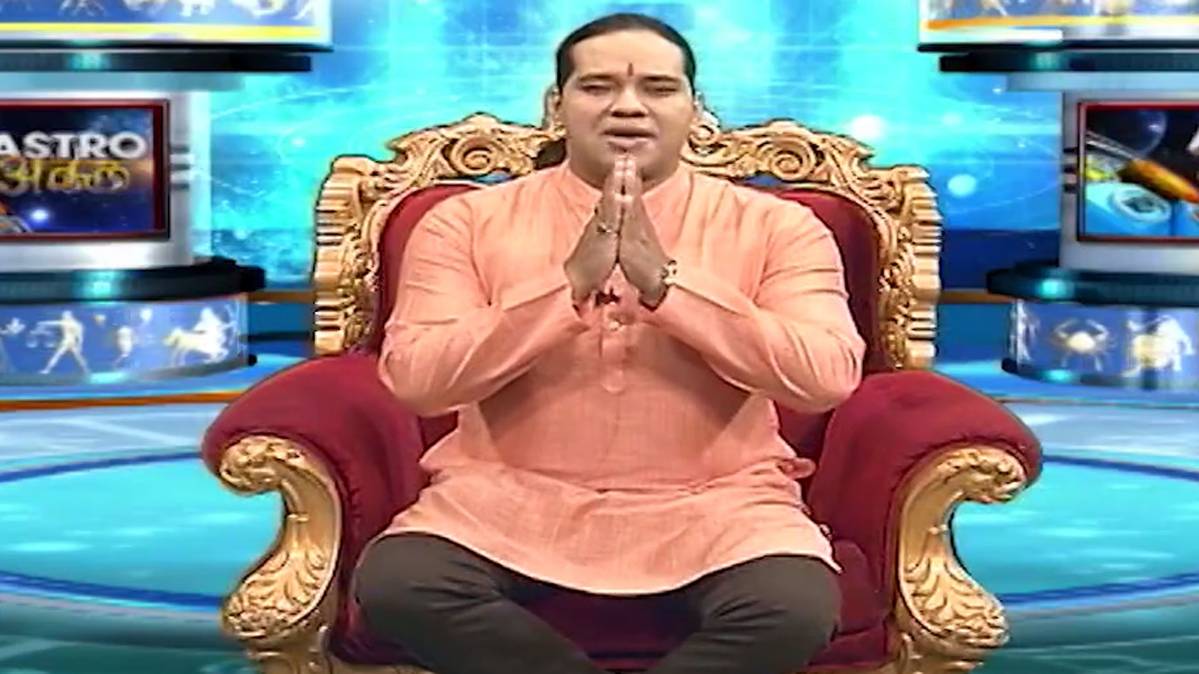 एस्ट्रो अंकल शिरोमणि सचिन के साथ