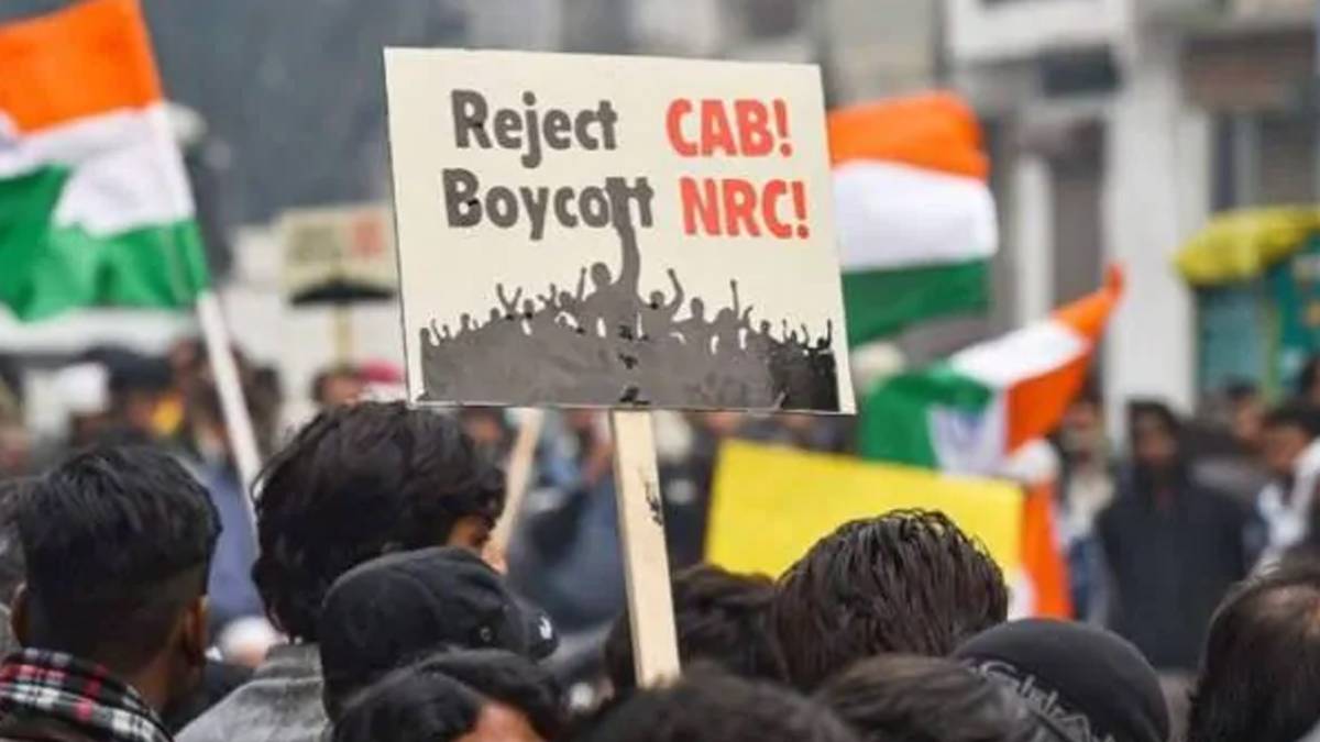 जामिया- DU के छात्रों का प्रदर्शन जारी