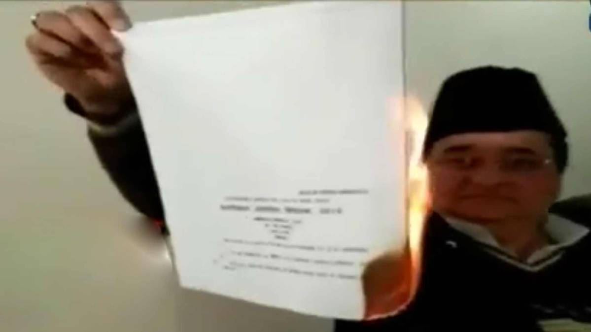 नागरिकता कानून के विरोध में एसटी हसन