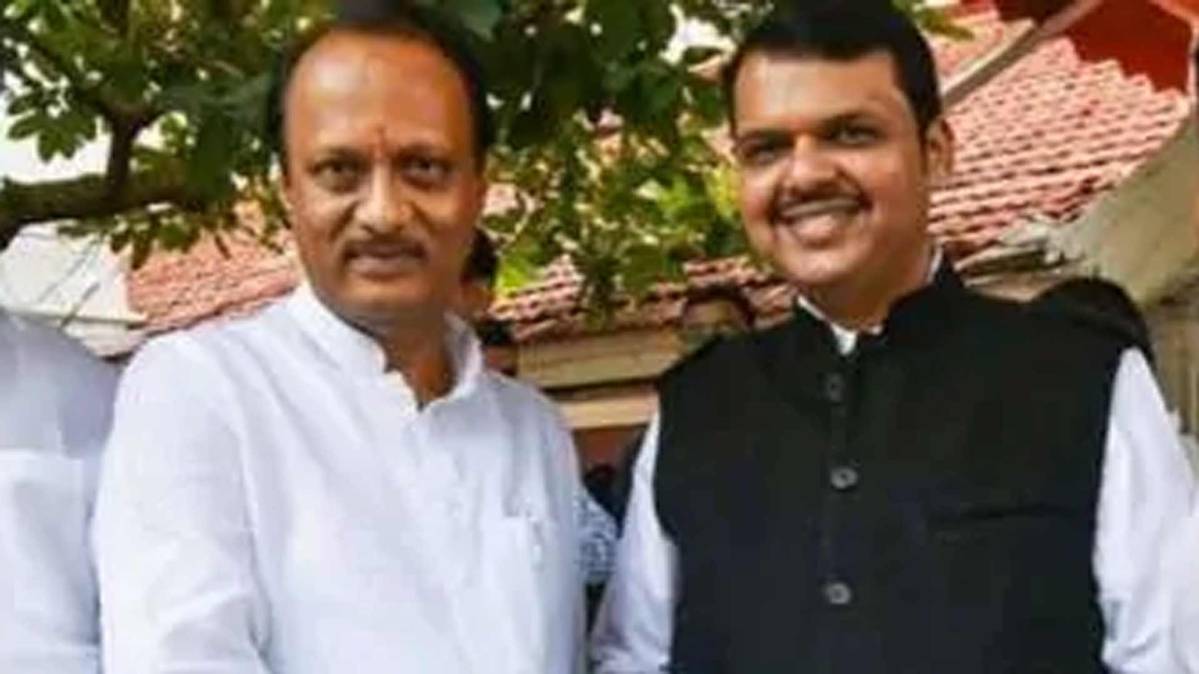 महाराष्ट्र के मुख्यमंत्री देवेंद्र फडणवीस और अजित पवार (Courtesy- PTI)