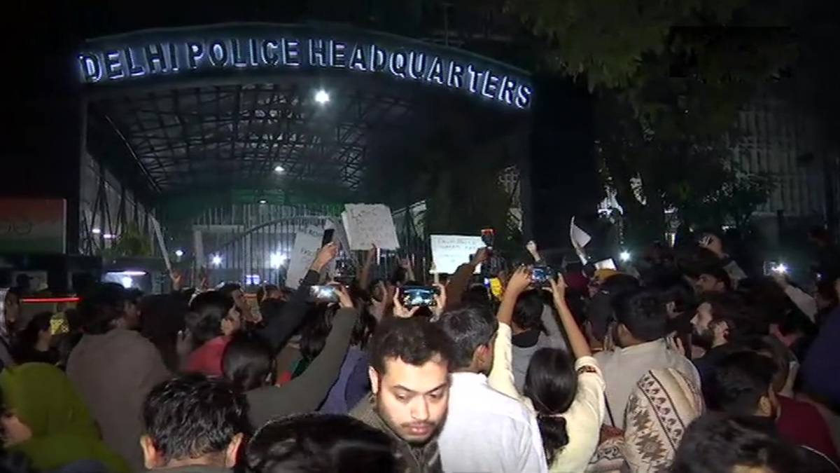 दिल्ली पुलिस