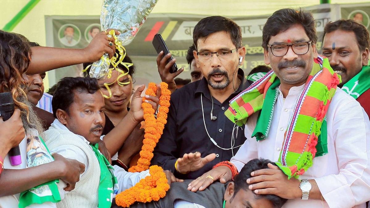 रुझानों के मुताबिक, हेमंत सोरेन का CM बनना तय(फाइल फोटो-PTI)