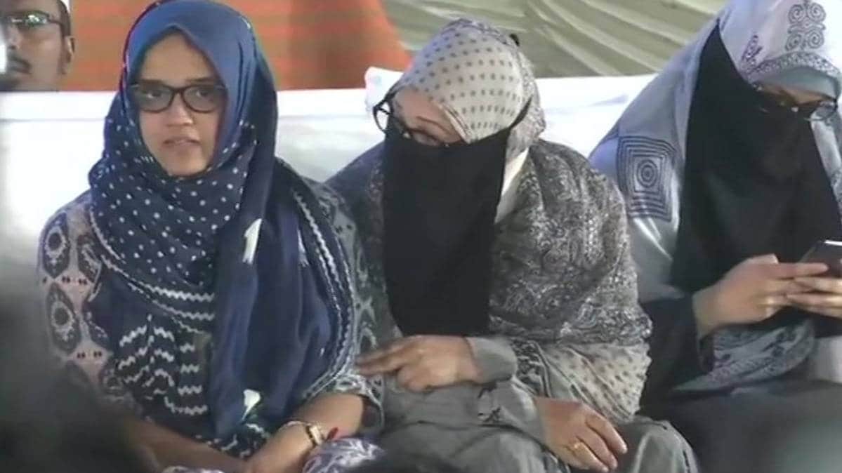 रैली में जामिया मिलिया यूनिवर्सिटी की दो लड़कियां भी शामिल