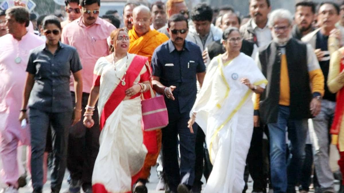 ममता बनर्जी का CAA के खिलाफ प्रदर्शन