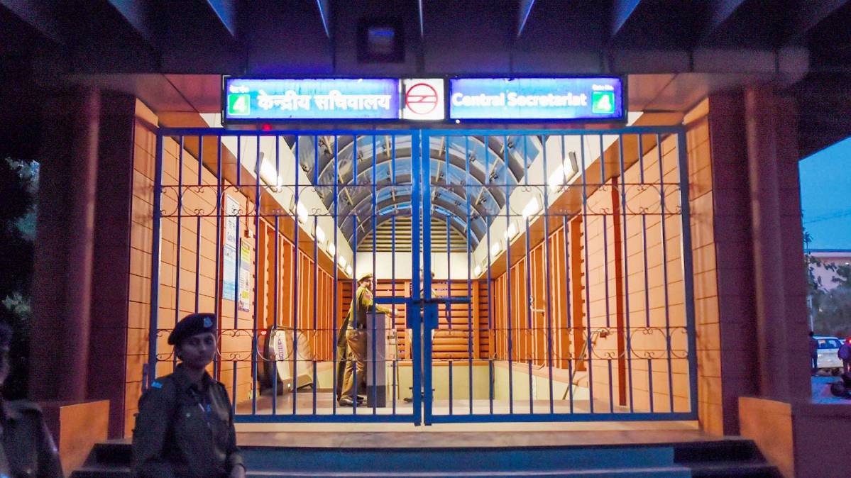 दिल्ली मेट्रो को किया गया बंद (फोटो-PTI)