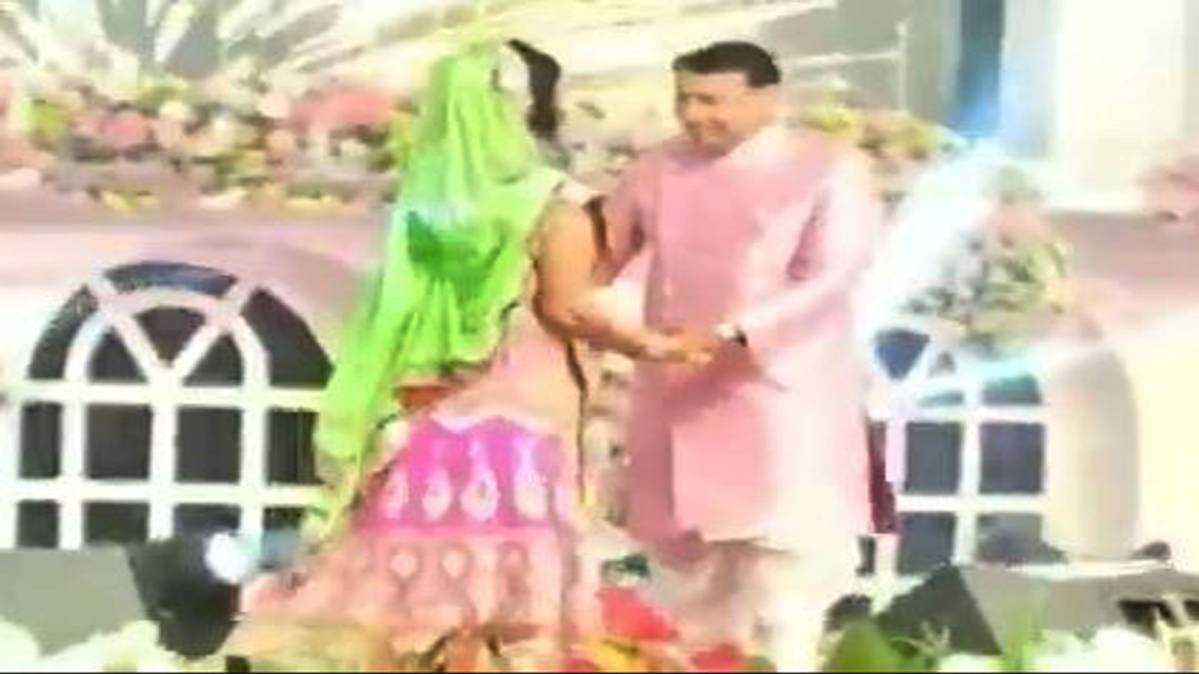 बेटी की शादी में नाचे मंत्री प्रमोद जैन
