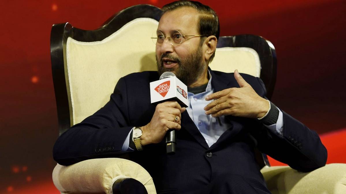 एजेंडा आजतक 2019: फाइल पर साइन हमारे, तो हम ही जिम्‍मेदार- प्रकाश जावड़ेकर