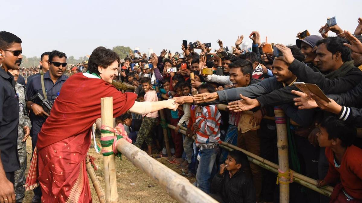 झारखंड में चुनावी रैली में प्रियंका गांधी (Photo: Chandigarh Congress Sevadal/Twitter)