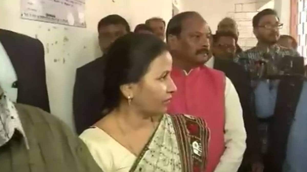 रघुवर दास ने डाला वोट