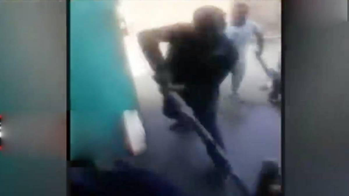 वीडियो सोशल मीडिया पर वायरल कर दिया   गया